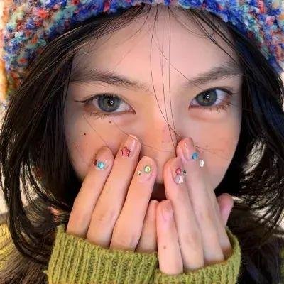 美丽笨女人